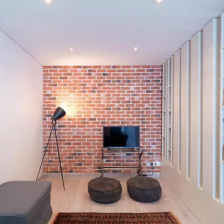 Апартаменты Flh Trindade Cozy Flat *